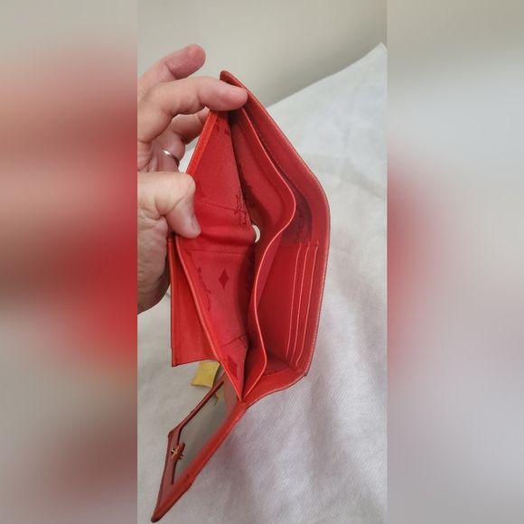 MCM Red Leather Studded Logo Motifs Trifold Wallet w/ Charms - Picture 14 of 16